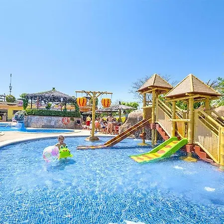 Camping La Masia 5*